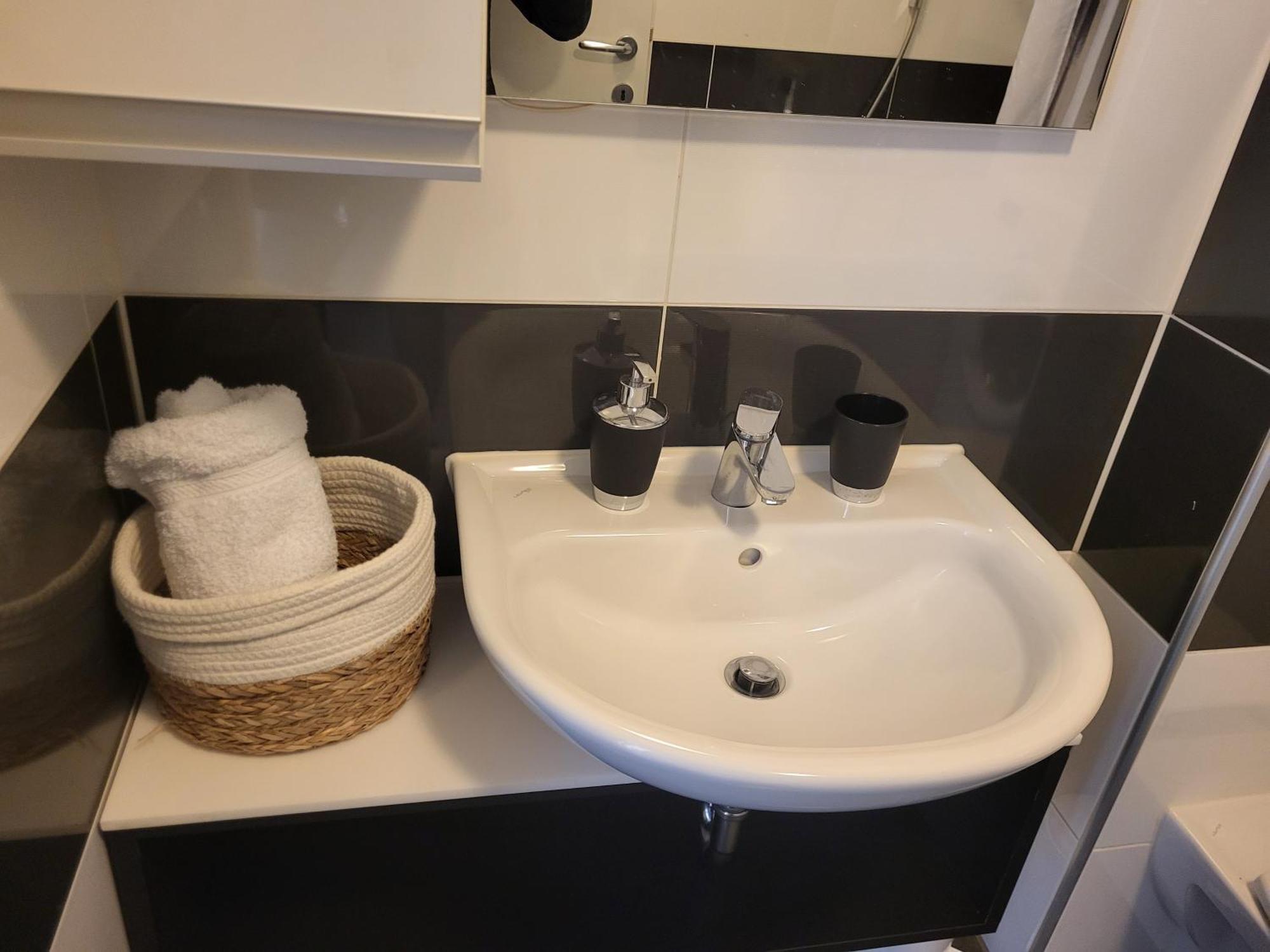 Studio Apartman Ana Zagrzeb Zewnętrze zdjęcie